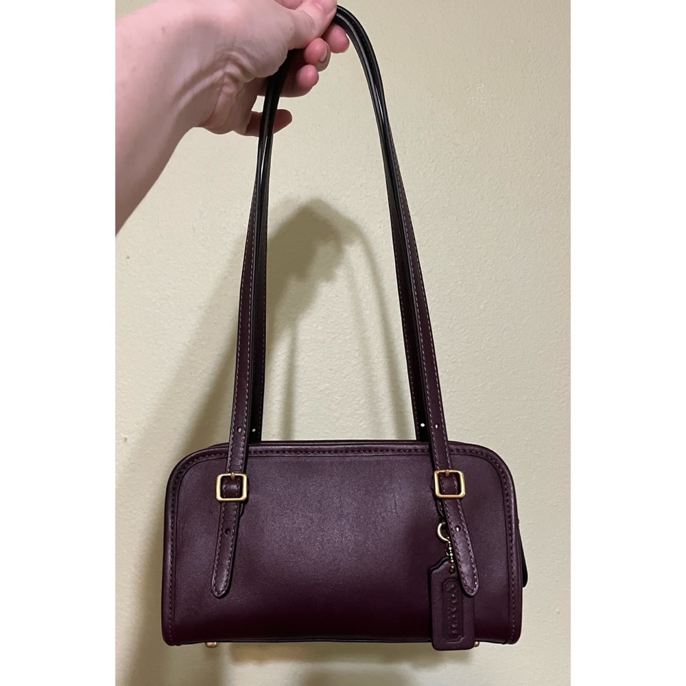 Coach Swing Zip 20 – Black Currant